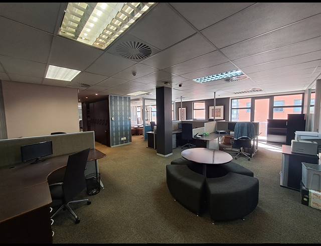 449M² OFFICE FOR SALE IN MELROSE ARCH